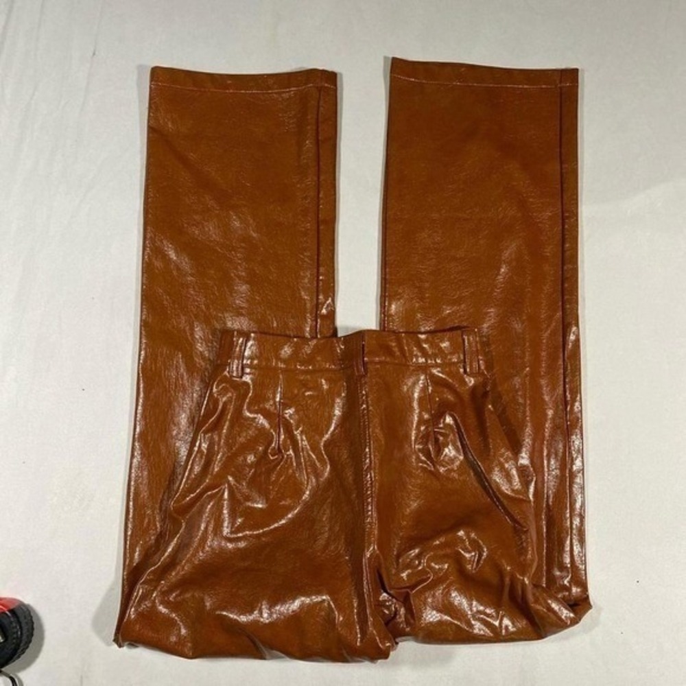 NWT Cotton On Arlow Straight‎ Vegan Leather Pants Size 4 High Rise Autumn Brown - Picture 3 of 4